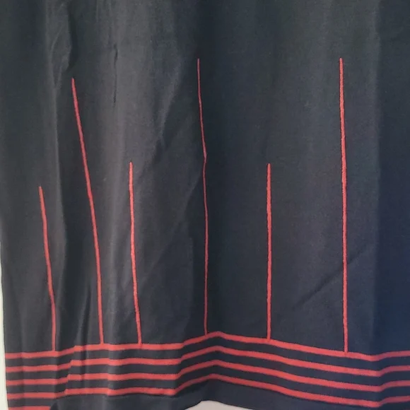 🍂3/$10 Notations Stretchy Red & Black Two-Tone 3/4 Sleeve Boat-Neck Blouse - Picture 3 of 8